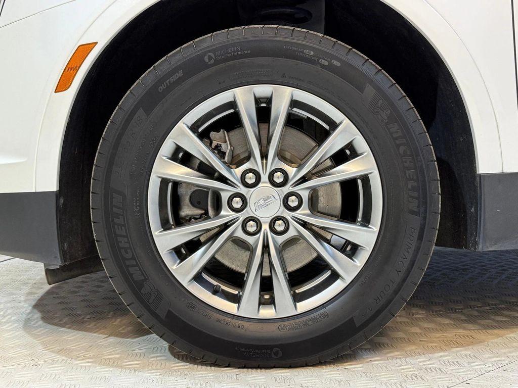 used 2023 Cadillac XT5 car, priced at $29,999