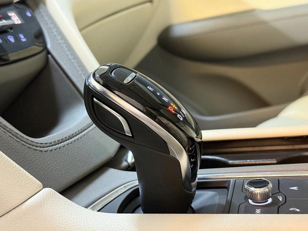 used 2023 Cadillac XT5 car, priced at $29,999