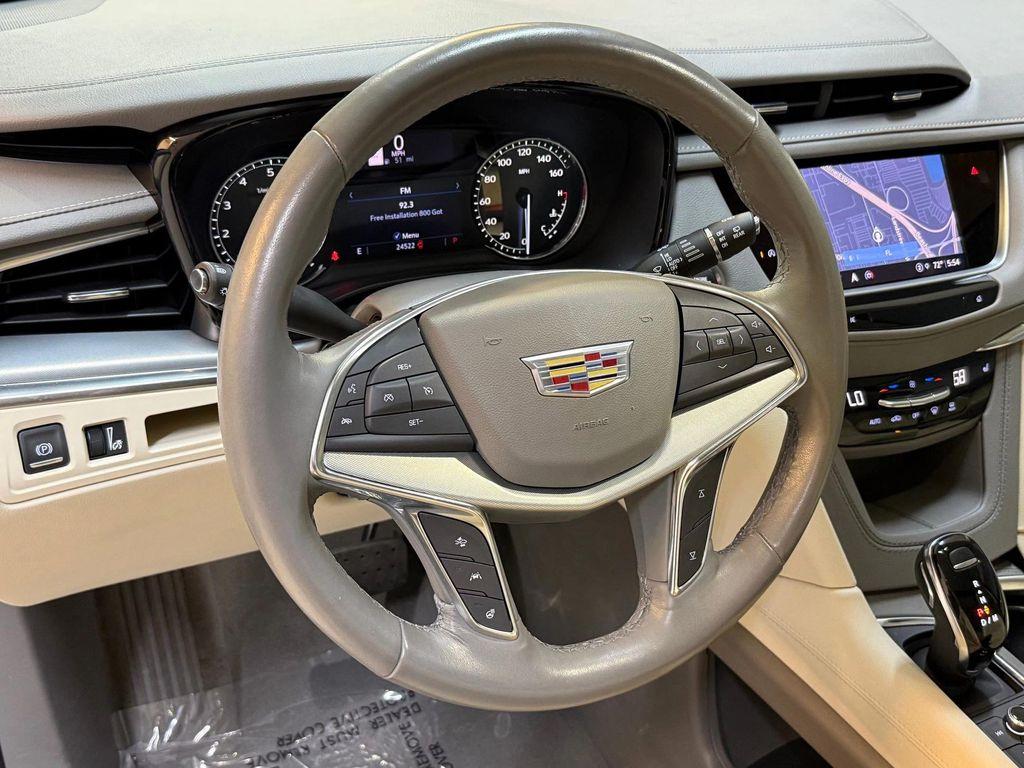 used 2023 Cadillac XT5 car, priced at $29,999