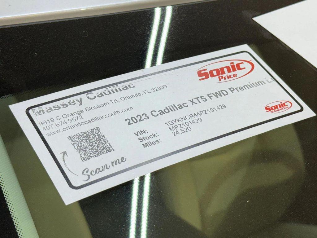 used 2023 Cadillac XT5 car, priced at $29,999