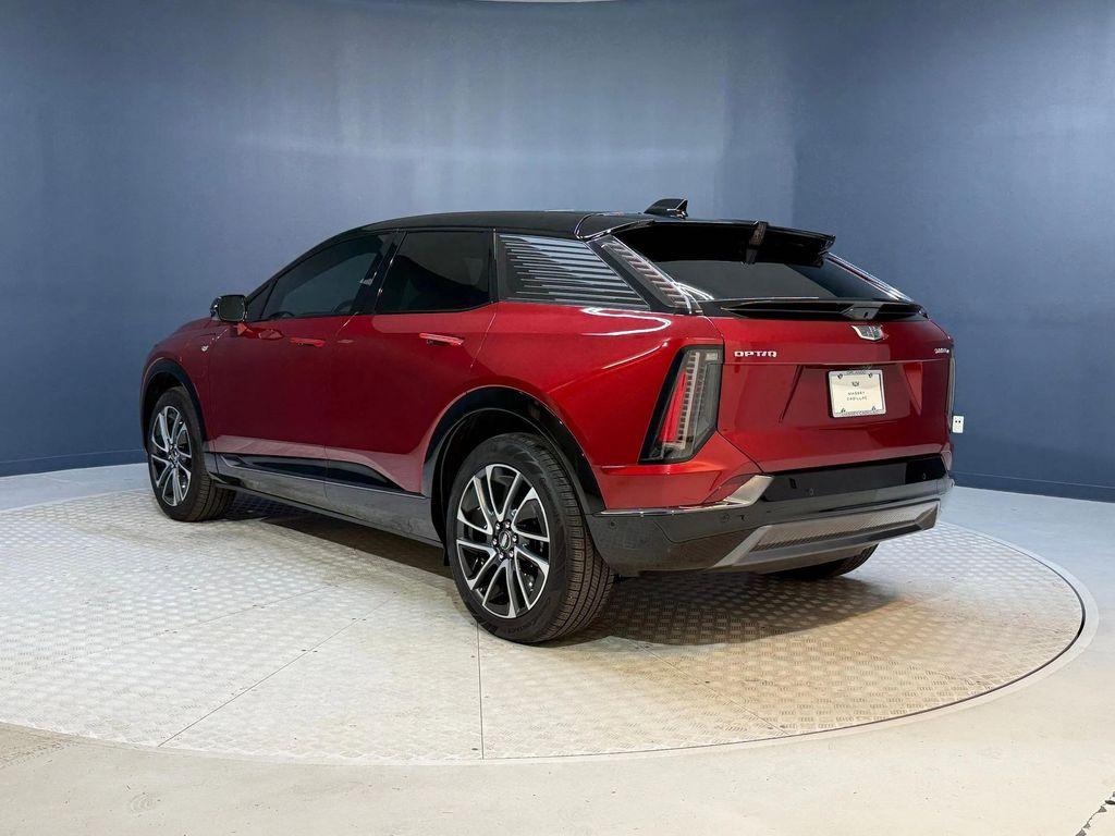 new 2025 Cadillac OPTIQ car, priced at $56,905