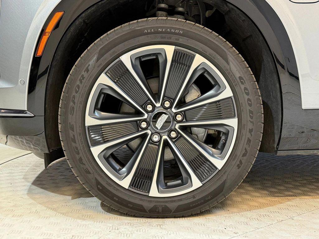 new 2026 Cadillac VISTIQ car, priced at $80,740