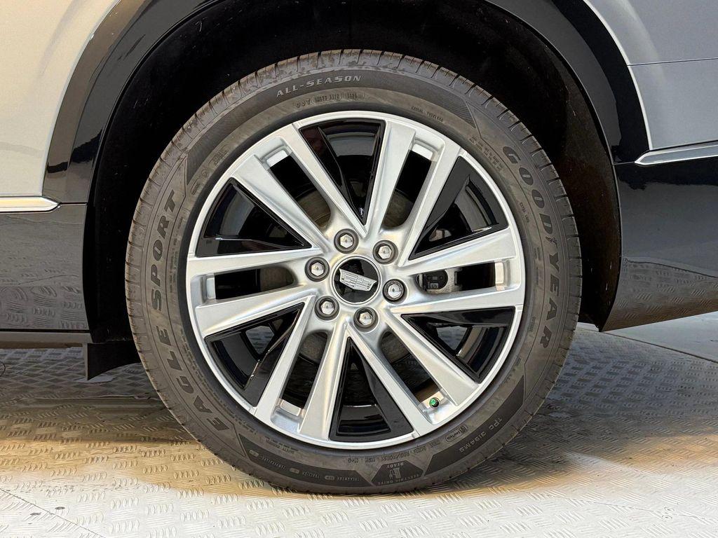 new 2026 Cadillac VISTIQ car, priced at $80,490