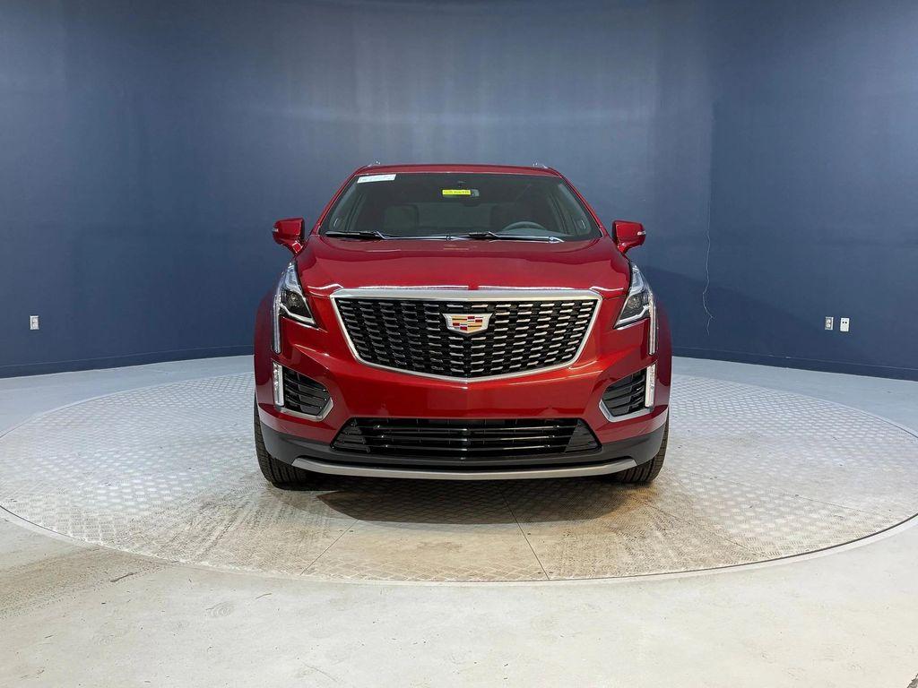 new 2025 Cadillac XT5 car, priced at $53,315