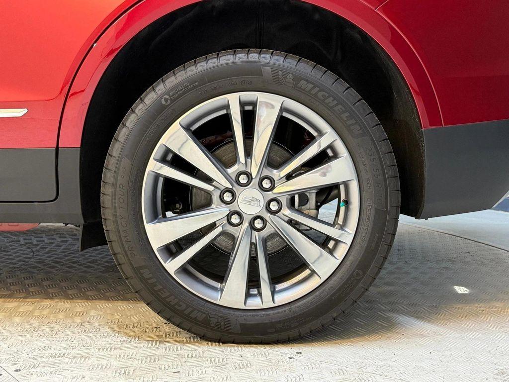 new 2025 Cadillac XT5 car, priced at $53,315