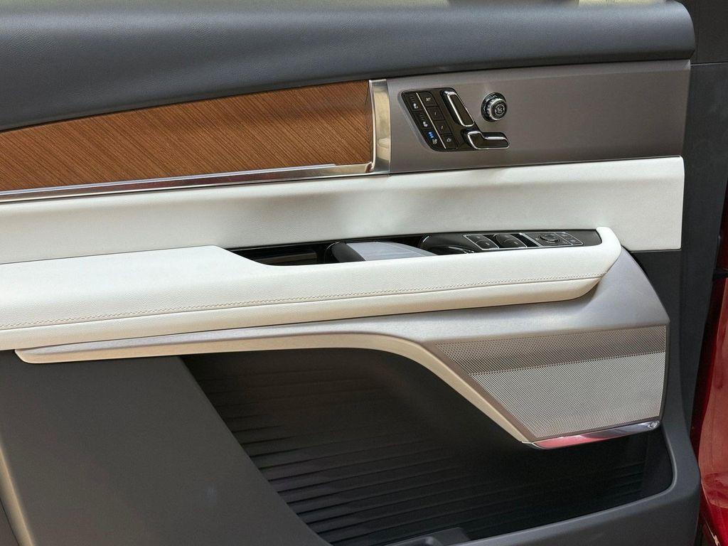 new 2026 Cadillac VISTIQ car, priced at $82,265