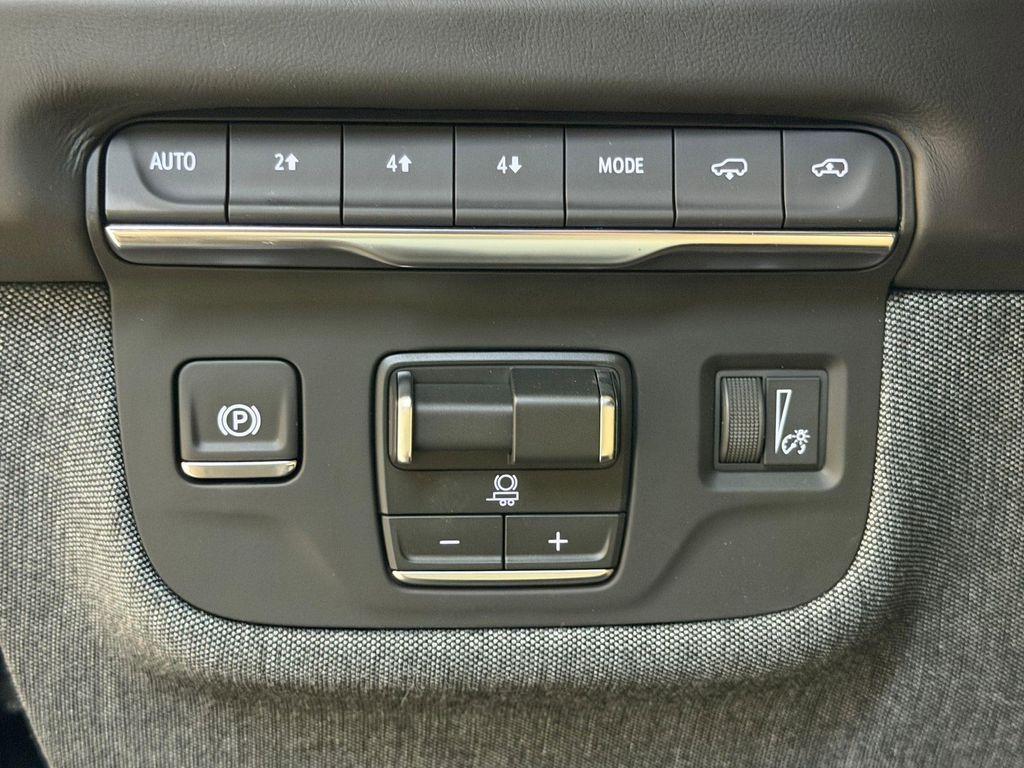 new 2026 Cadillac Escalade ESV car, priced at $142,250