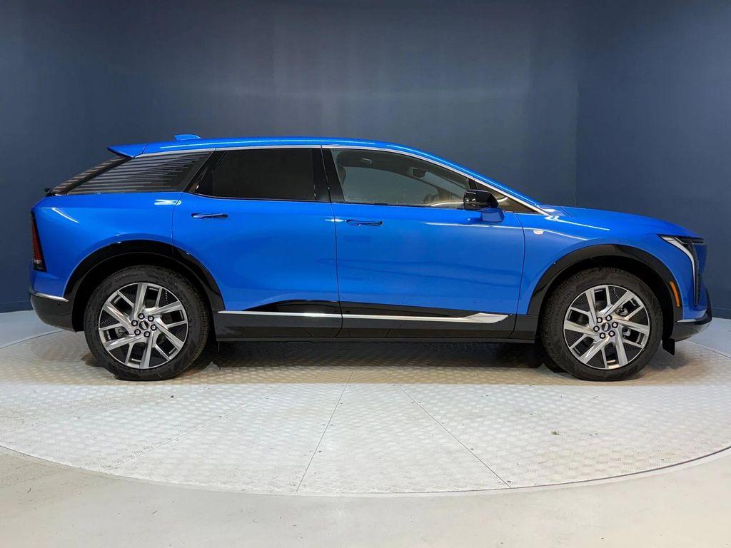 new 2026 Cadillac OPTIQ car, priced at $57,685