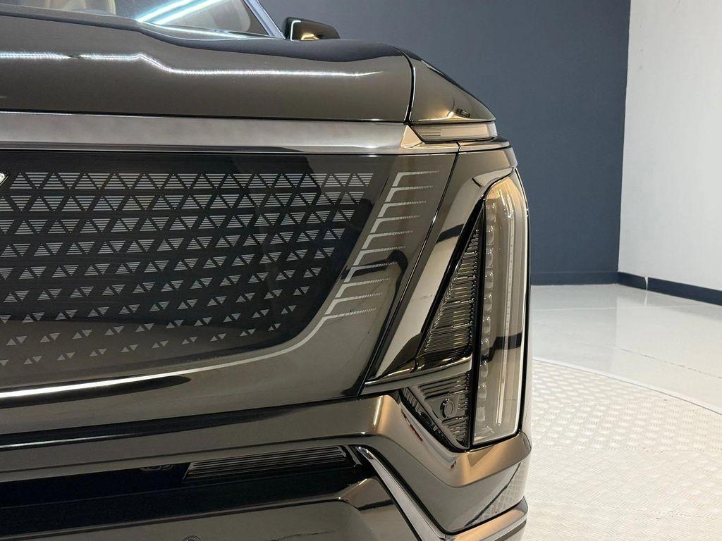 new 2026 Cadillac VISTIQ car, priced at $81,410