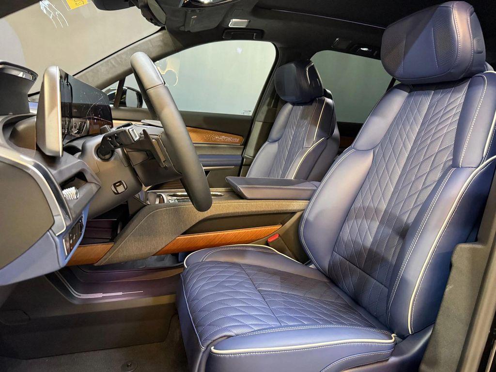 new 2026 Cadillac VISTIQ car, priced at $94,215