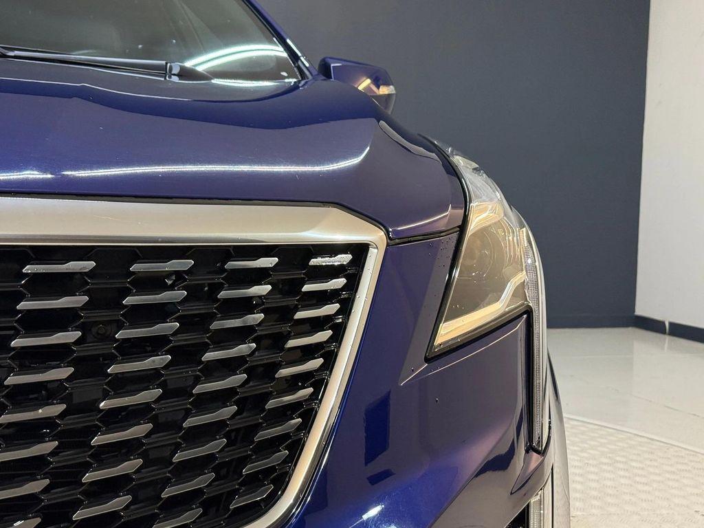 used 2023 Cadillac XT5 car, priced at $27,998