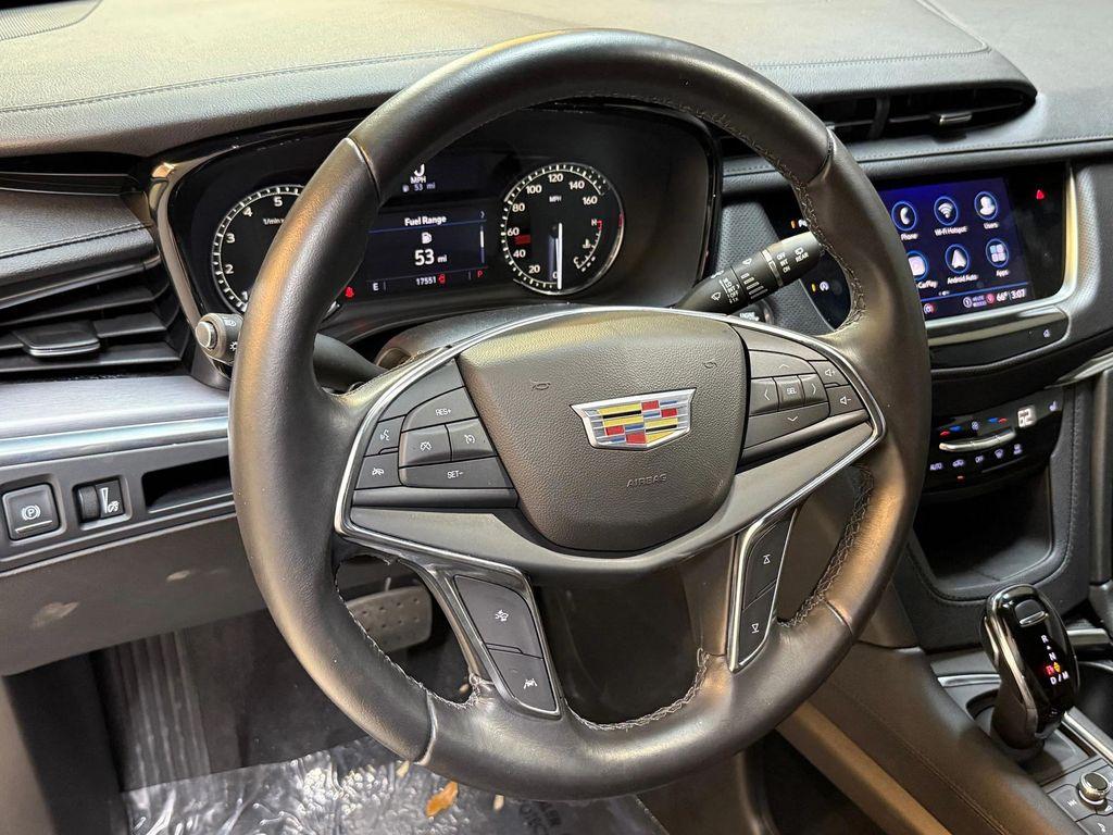 used 2023 Cadillac XT5 car, priced at $27,998
