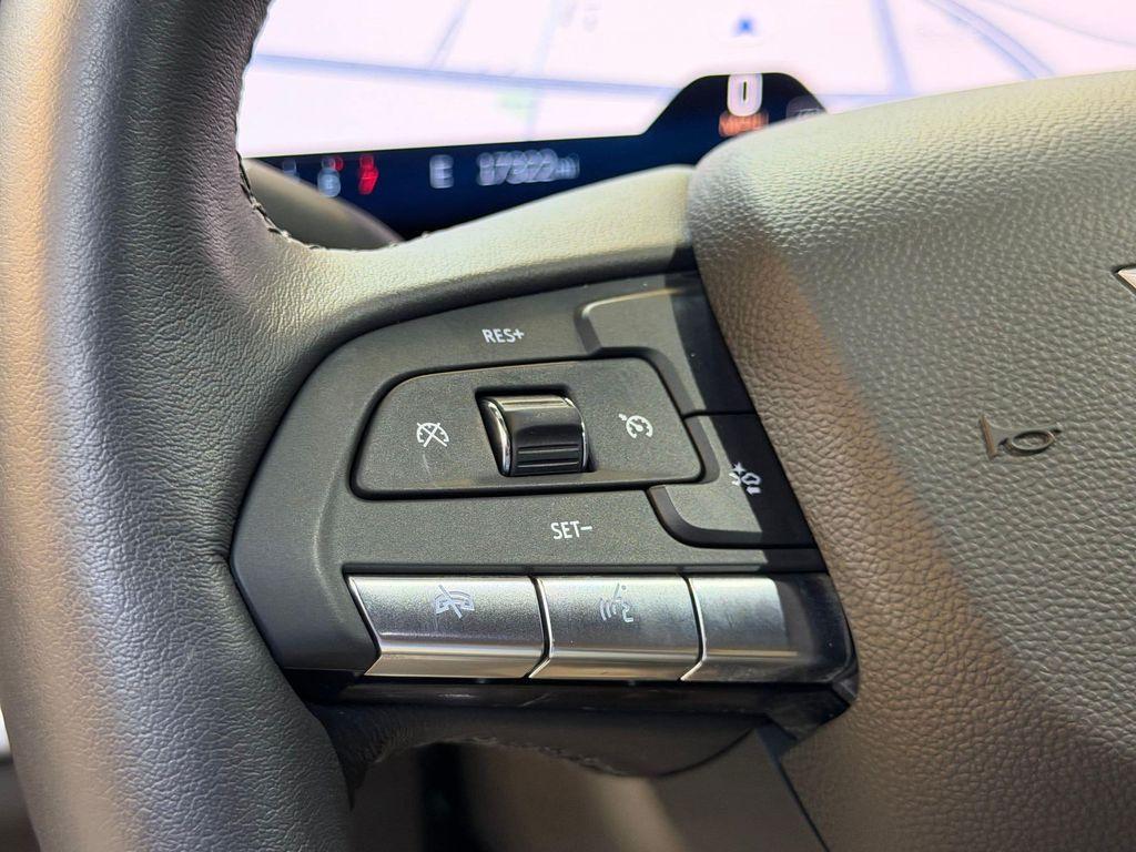 used 2024 Cadillac XT4 car, priced at $32,997