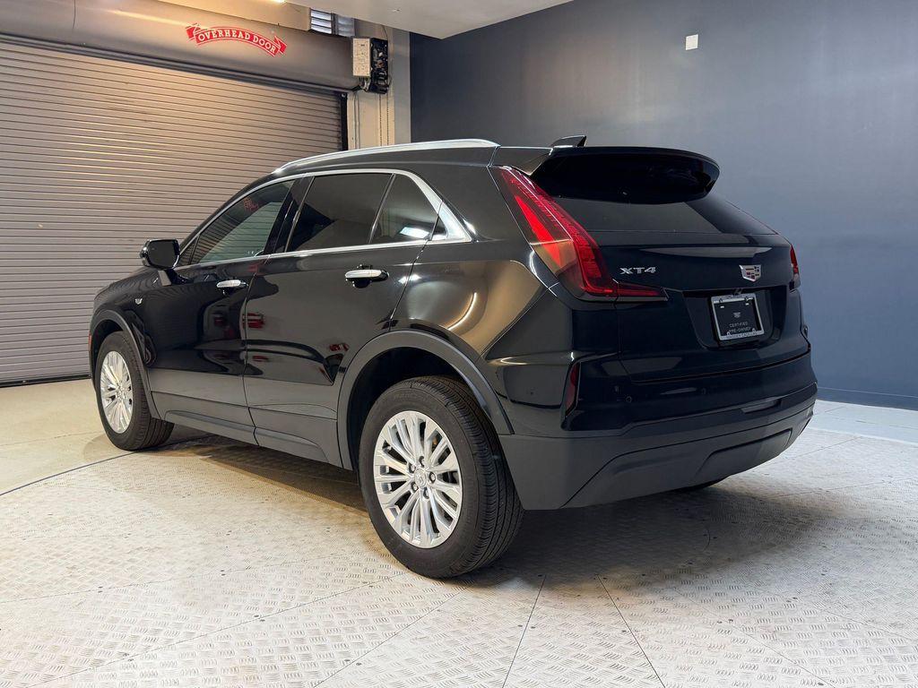 used 2024 Cadillac XT4 car, priced at $32,997