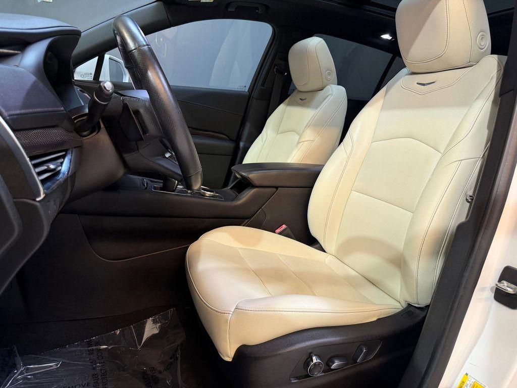 used 2019 Cadillac XT4 car, priced at $19,997
