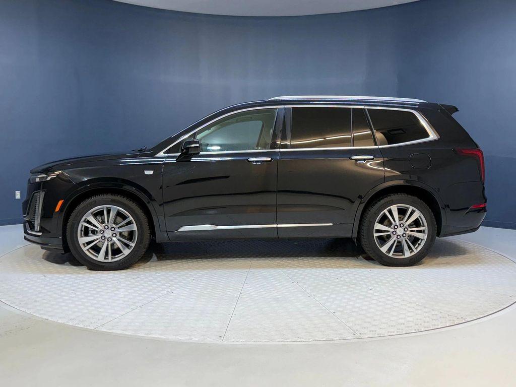 used 2022 Cadillac XT6 car, priced at $21,996