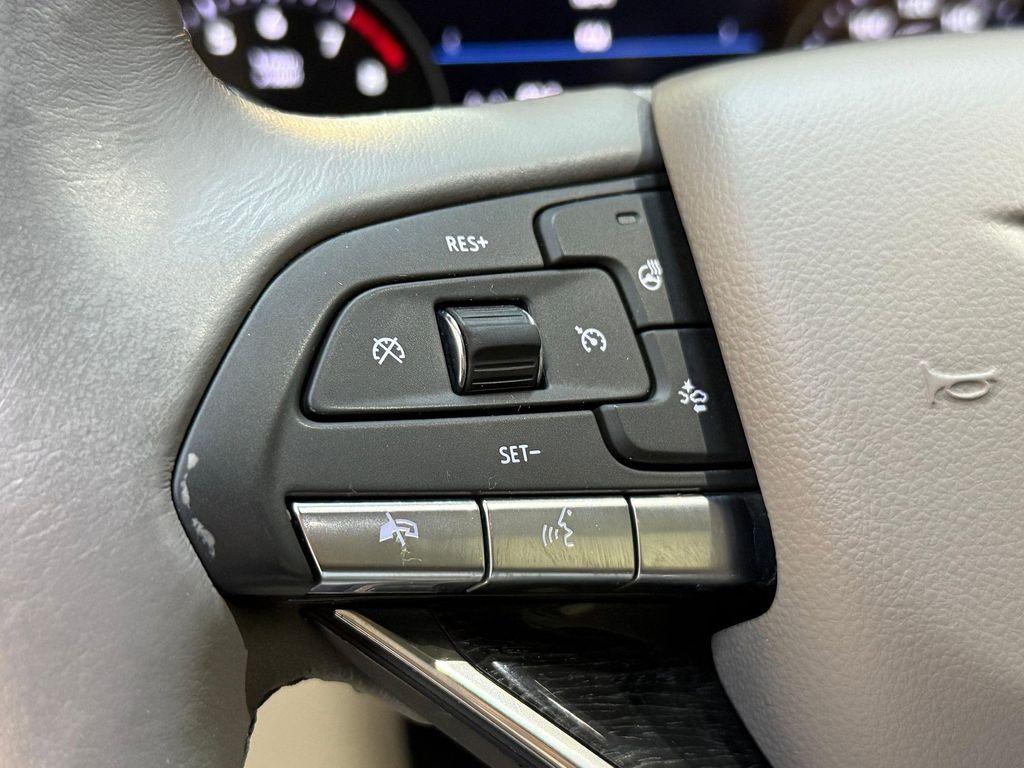 used 2022 Cadillac XT6 car, priced at $21,996