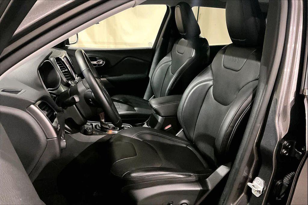 used 2019 Jeep Cherokee car, priced at $14,596
