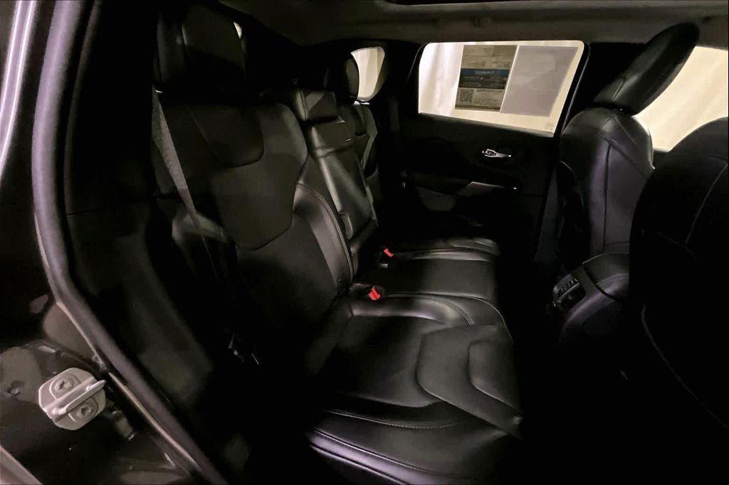 used 2019 Jeep Cherokee car, priced at $14,596