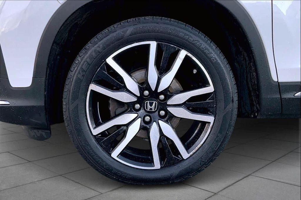 used 2020 Honda Pilot car, priced at $22,900