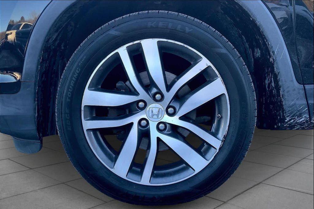 used 2017 Honda Pilot car, priced at $18,995
