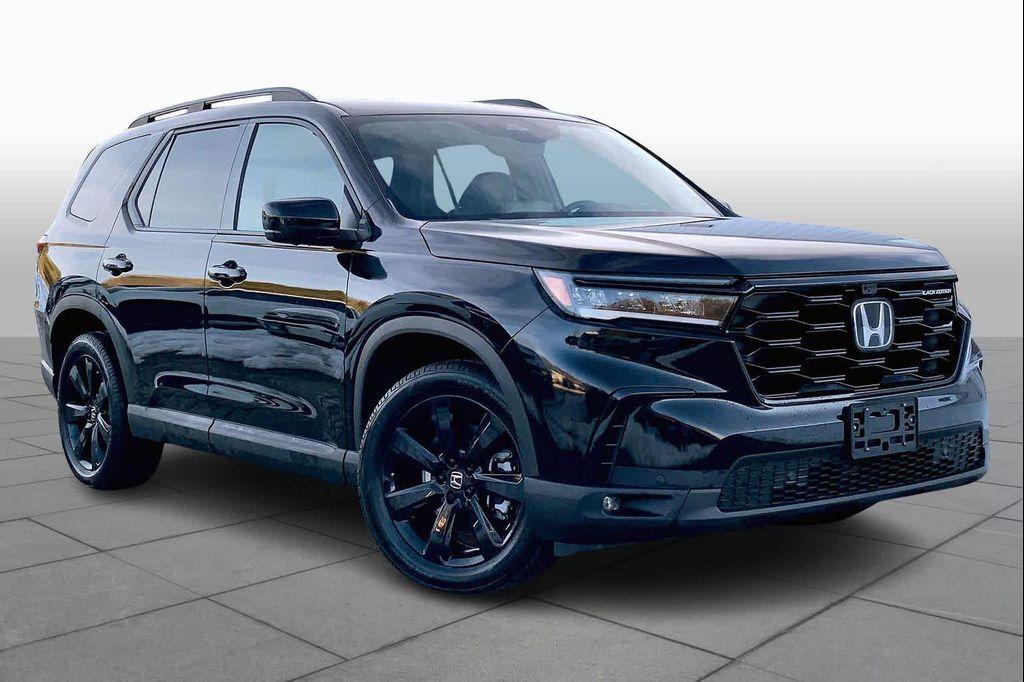 used 2025 Honda Pilot car, priced at $44,995