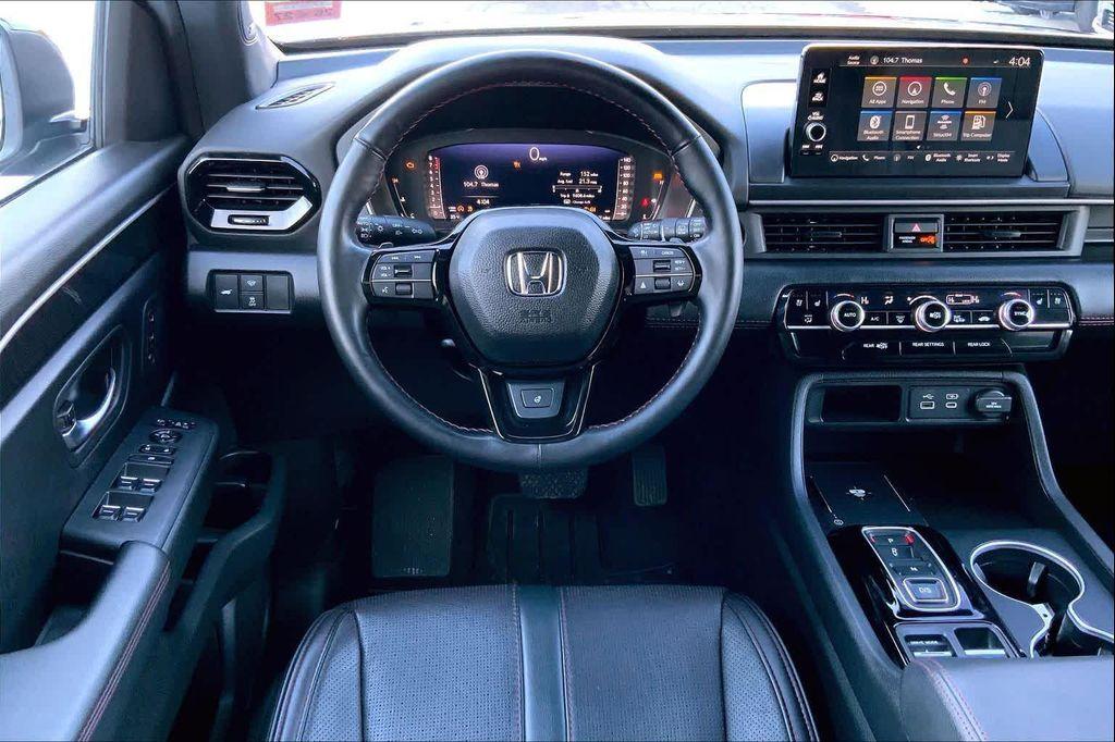 used 2025 Honda Pilot car, priced at $44,995