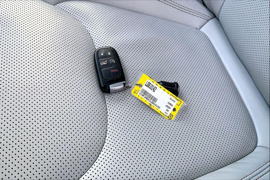 used 2020 Jeep Cherokee car, priced at $19,799