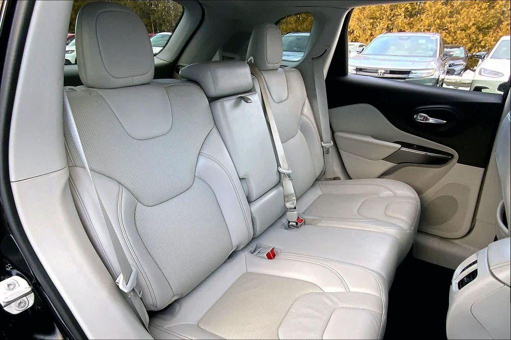 used 2020 Jeep Cherokee car, priced at $19,799