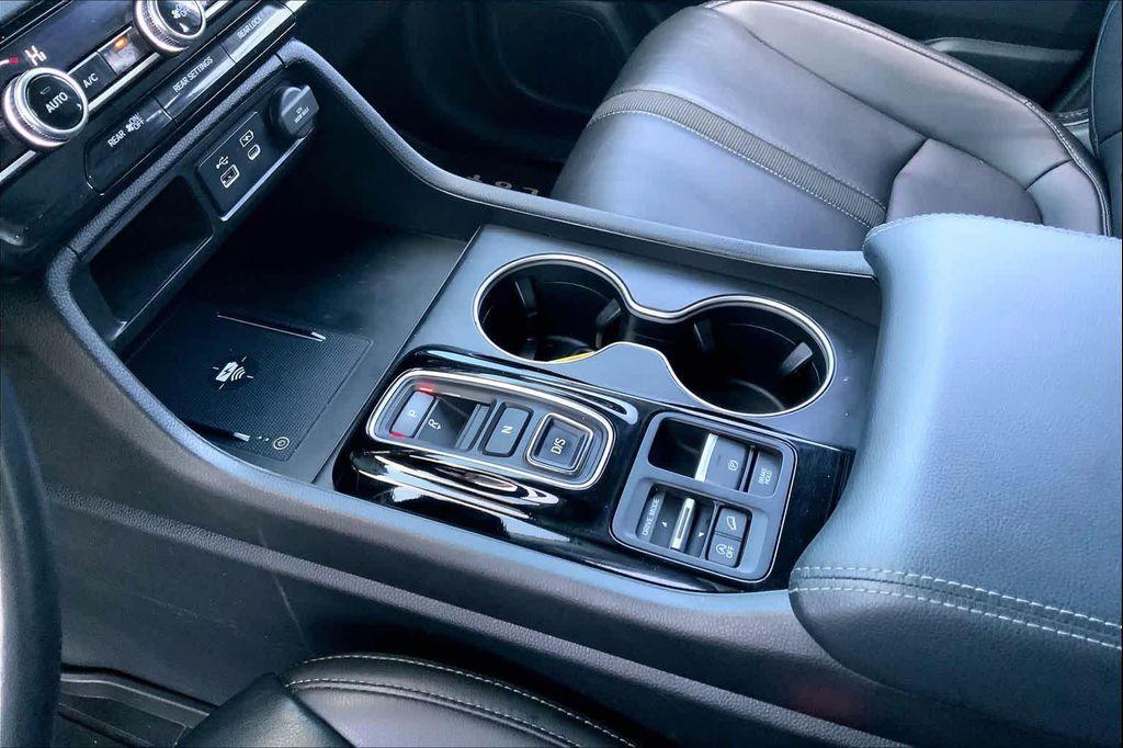 used 2023 Honda Pilot car, priced at $35,730