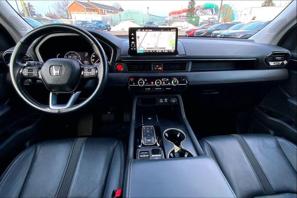 used 2023 Honda Pilot car, priced at $35,730