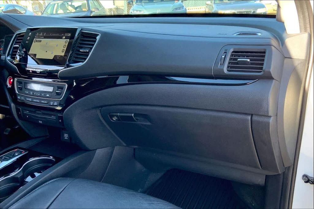 used 2019 Honda Pilot car, priced at $18,995