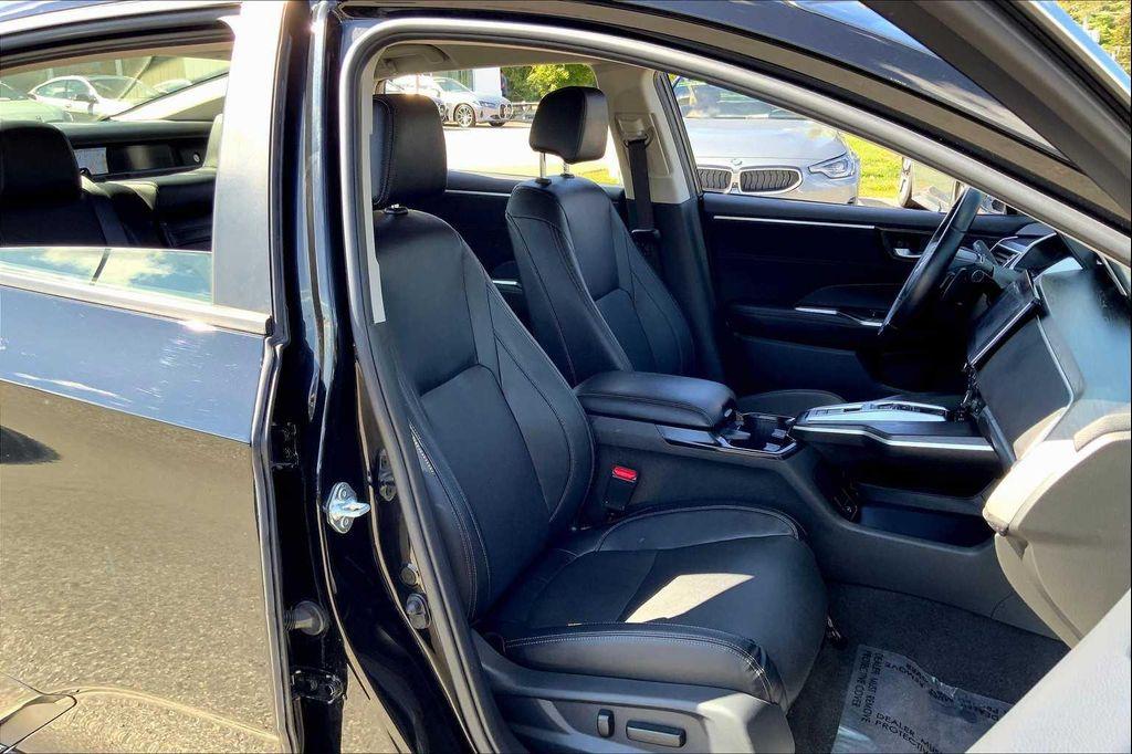 used 2018 Honda Clarity Plug-In Hybrid car, priced at $19,479