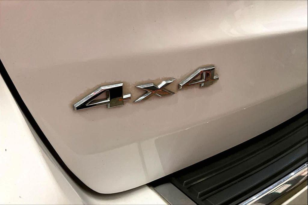 used 2017 Jeep Grand Cherokee car, priced at $15,795