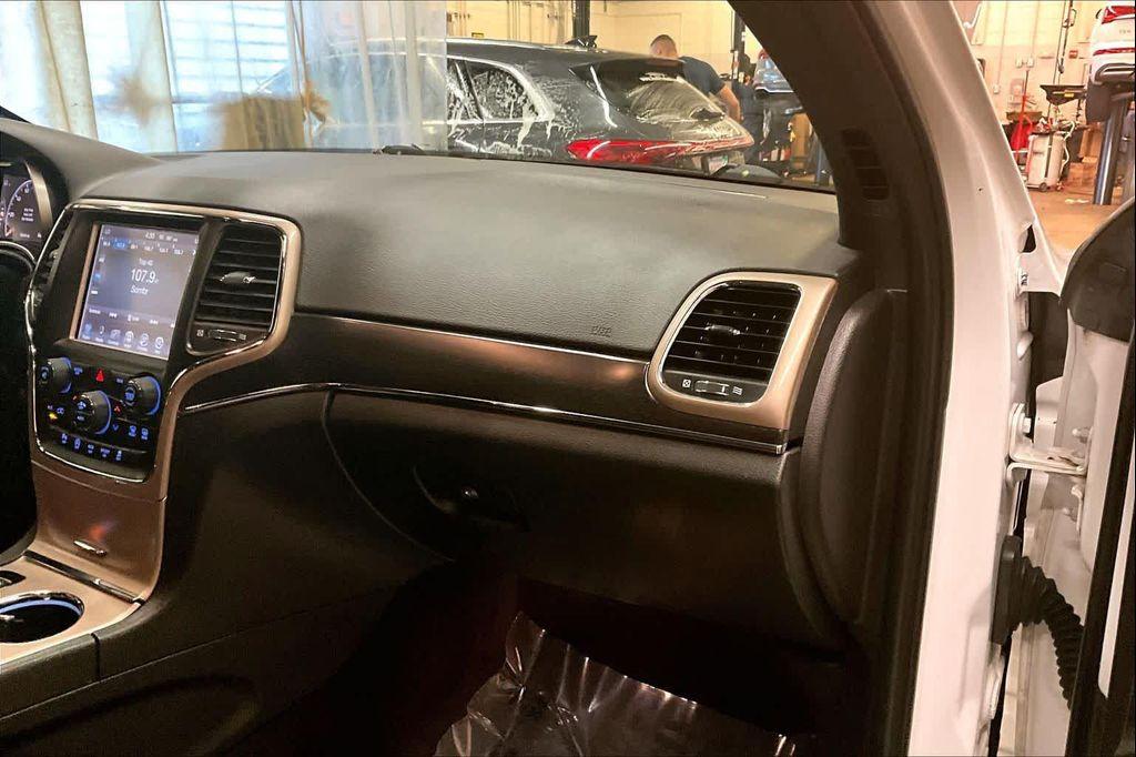used 2017 Jeep Grand Cherokee car, priced at $15,795