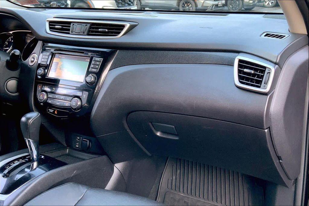 used 2015 Nissan Rogue car, priced at $9,482