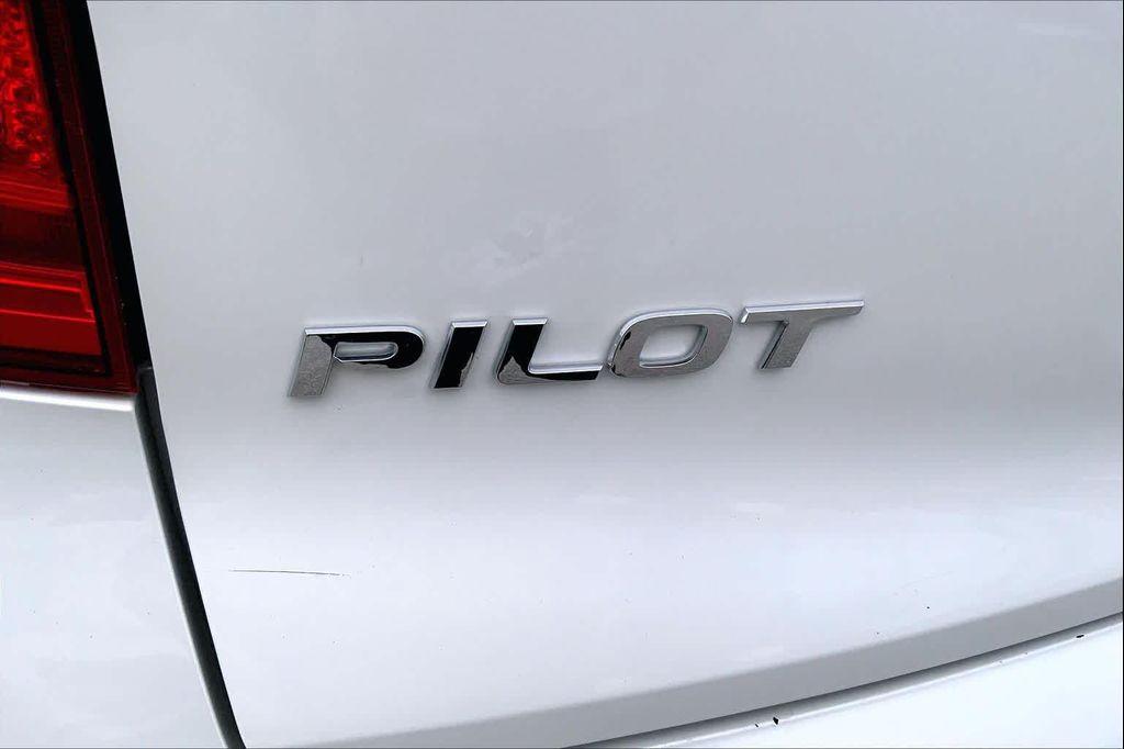 used 2016 Honda Pilot car, priced at $12,538
