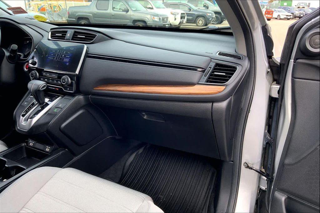 used 2021 Honda CR-V car, priced at $25,898