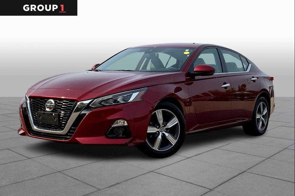 used 2020 Nissan Altima car, priced at $13,652