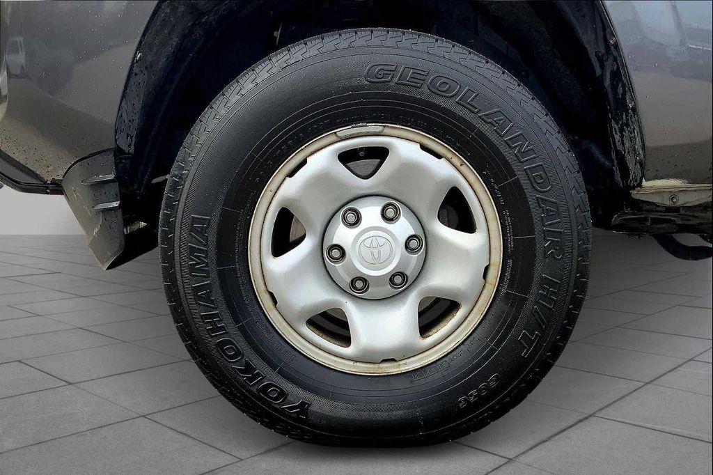 2018 Magnetic Gray Metallic Toyota Tacoma