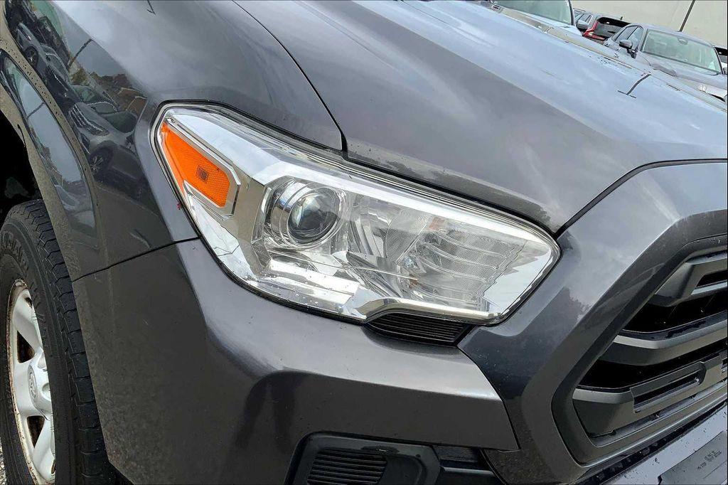 2018 Magnetic Gray Metallic Toyota Tacoma