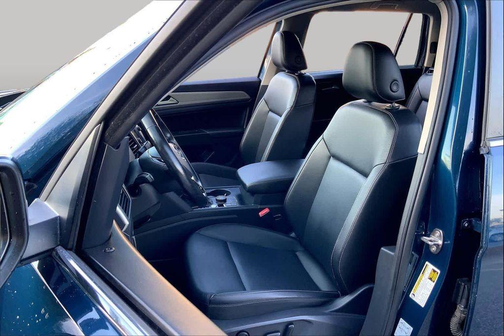 used 2018 Volkswagen Atlas car, priced at $15,089