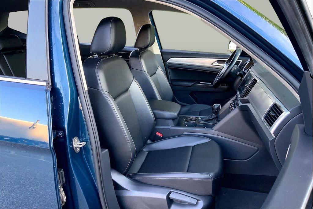 used 2018 Volkswagen Atlas car, priced at $15,089