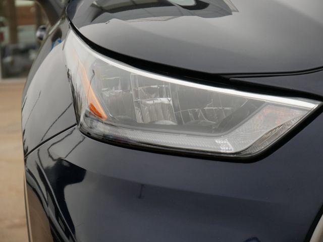 used 2020 Toyota Highlander car, priced at $26,979