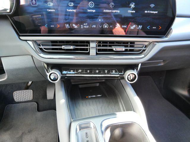 new 2026 Chevrolet Equinox EV car, priced at $35,340