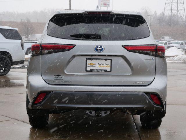 used 2021 Toyota Highlander Hybrid car, priced at $34,697