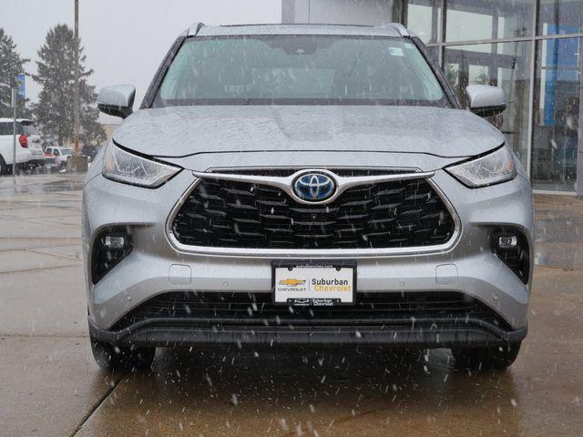used 2021 Toyota Highlander Hybrid car, priced at $34,697