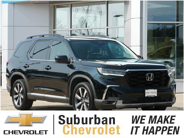 used 2023 Honda Pilot car, priced at $38,997