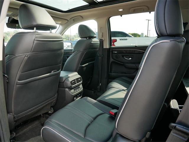 used 2023 Honda Pilot car, priced at $36,997