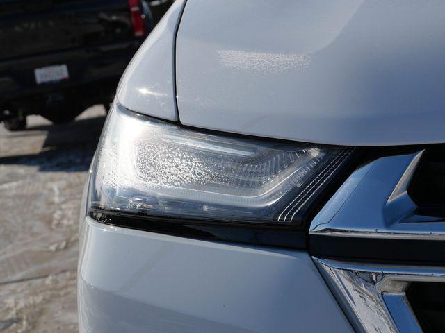 used 2023 Chevrolet Traverse car, priced at $27,997